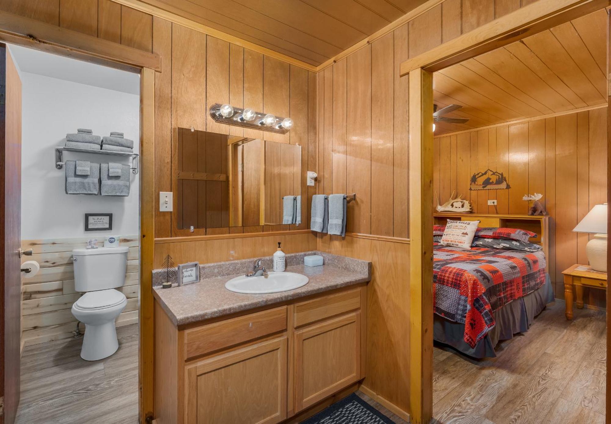 Bear Paw Lodge & Vacation Homes Vallecito Extérieur photo
